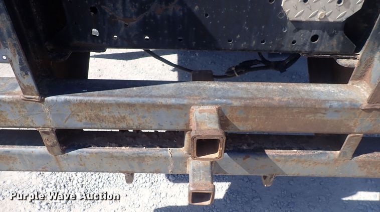 image for item DQ2988 2007 Chevrolet C7500  flatbed truck