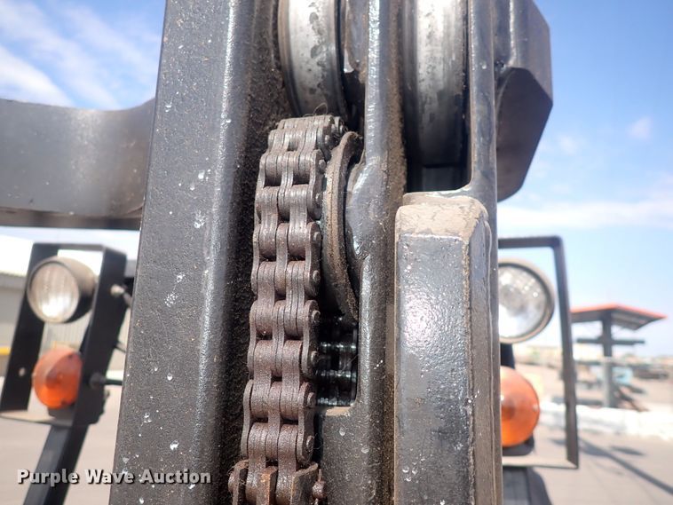 image for item DQ2999 Hyster S40XL  forklift