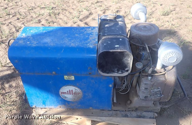 image for item DQ3018 Miller AEAD-200LE  welder/generator