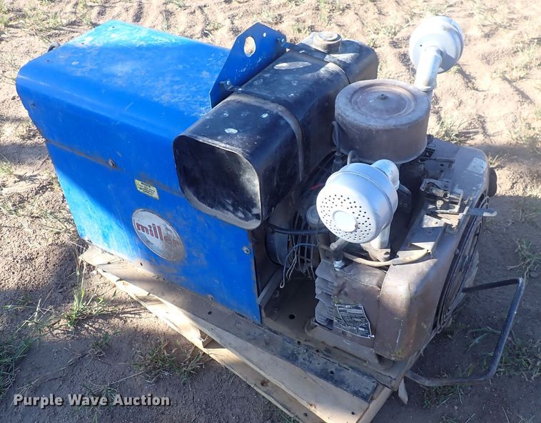 image for item DQ3018 Miller AEAD-200LE  welder/generator
