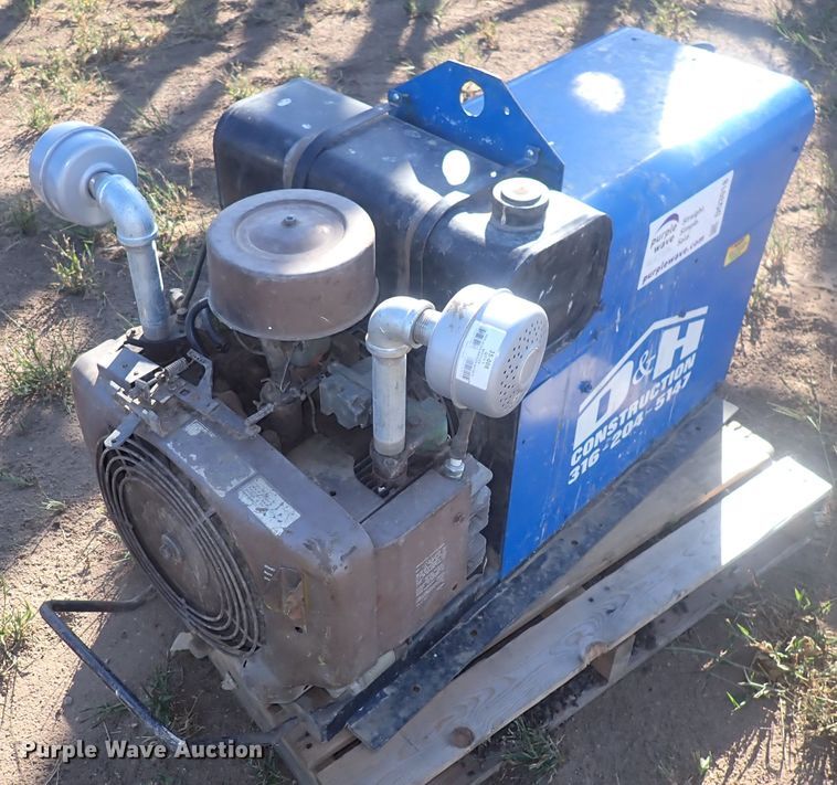 image for item DQ3018 Miller AEAD-200LE  welder/generator