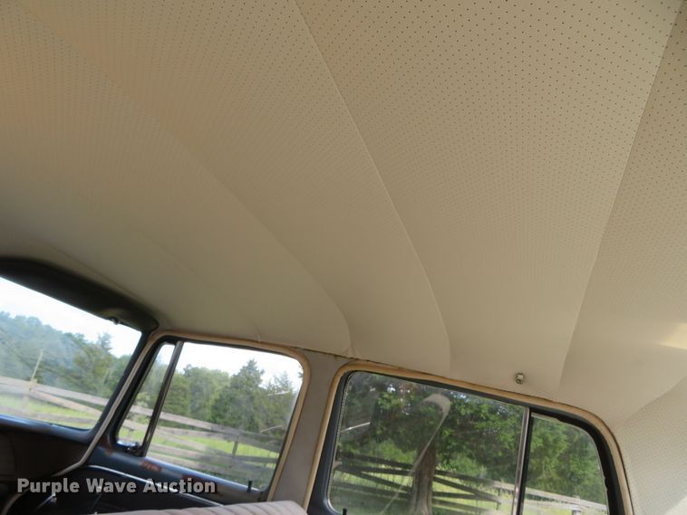 image for item DR0115 1962 Studebaker Lark Cruiser