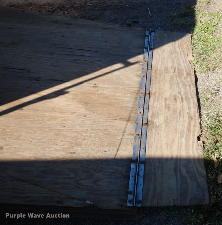 image for item DR0552 2008 Forest River  enclosed cargo trailer