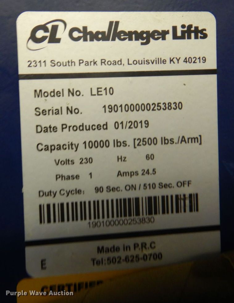 image for item DR0560 2019 Challenger LE10  automotive lift