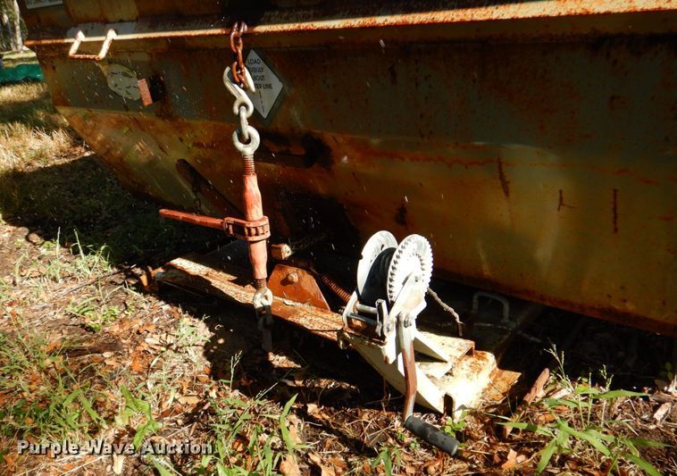 image for item DR2058 Hippo Hopper  manual tilt hopper