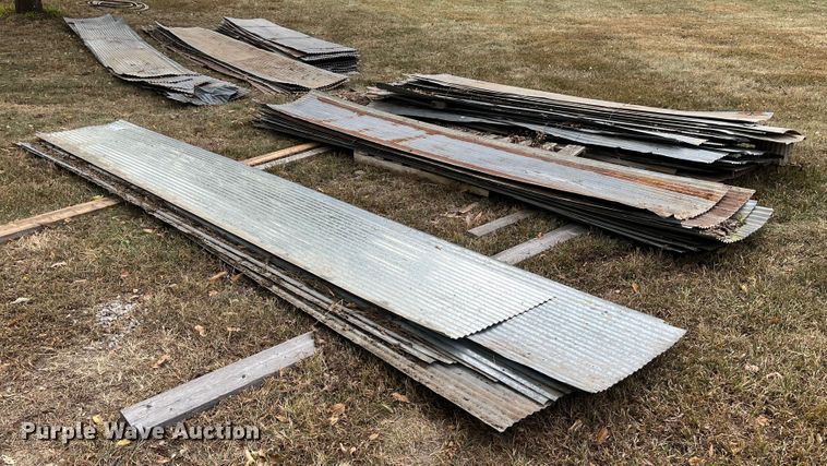 image for item DR7260 Approximately 114 pieces of tin