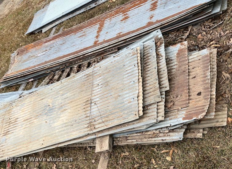 image for item DR7260 Approximately 114 pieces of tin