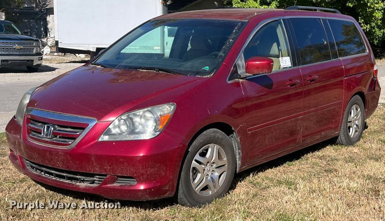 image for item DR7277 2006 Honda Odyssey  van