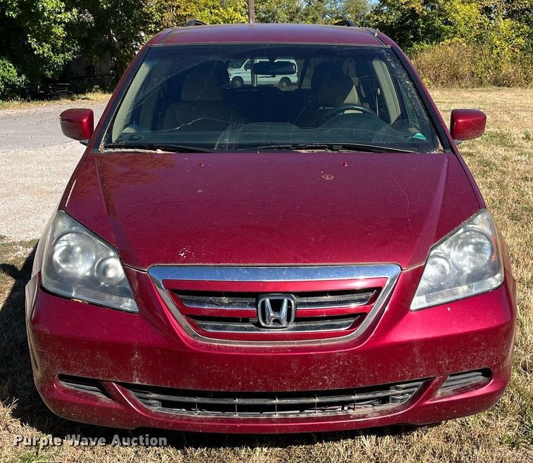 image for item DR7277 2006 Honda Odyssey  van