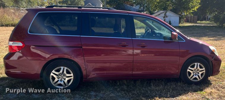 image for item DR7277 2006 Honda Odyssey  van