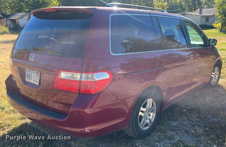 image for item DR7277 2006 Honda Odyssey  van