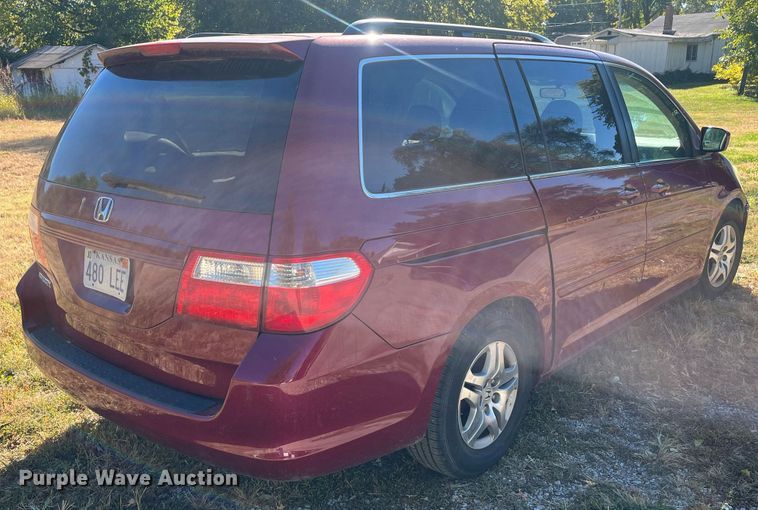 image for item DR7277 2006 Honda Odyssey  van