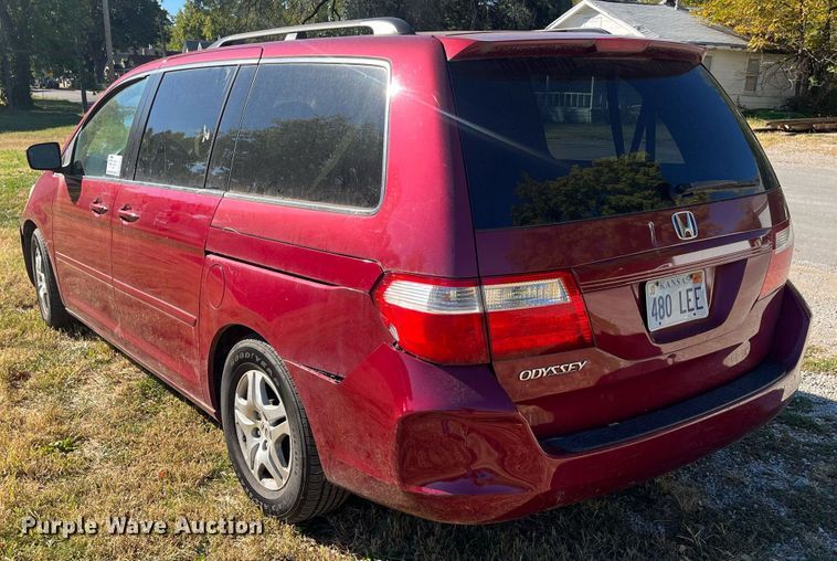 image for item DR7277 2006 Honda Odyssey  van
