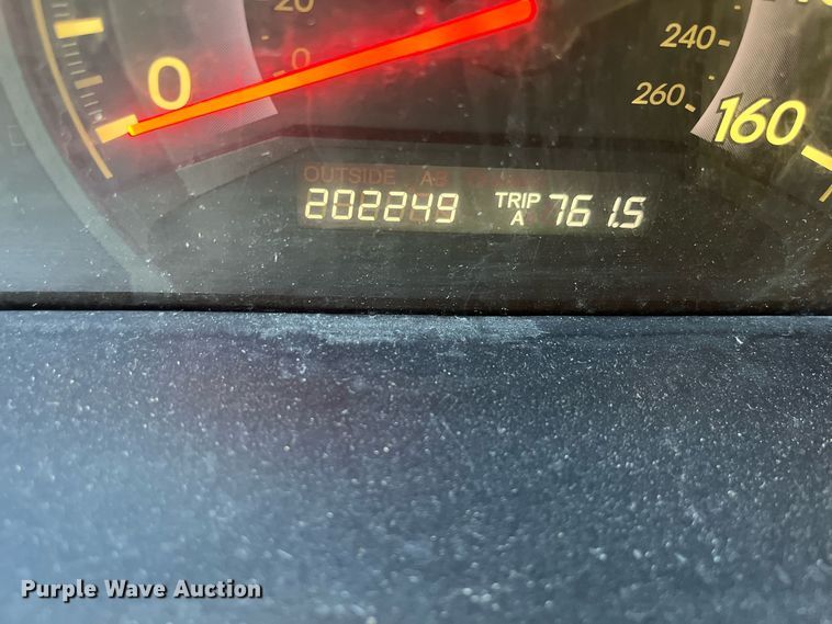 image for item DR7277 2006 Honda Odyssey  van