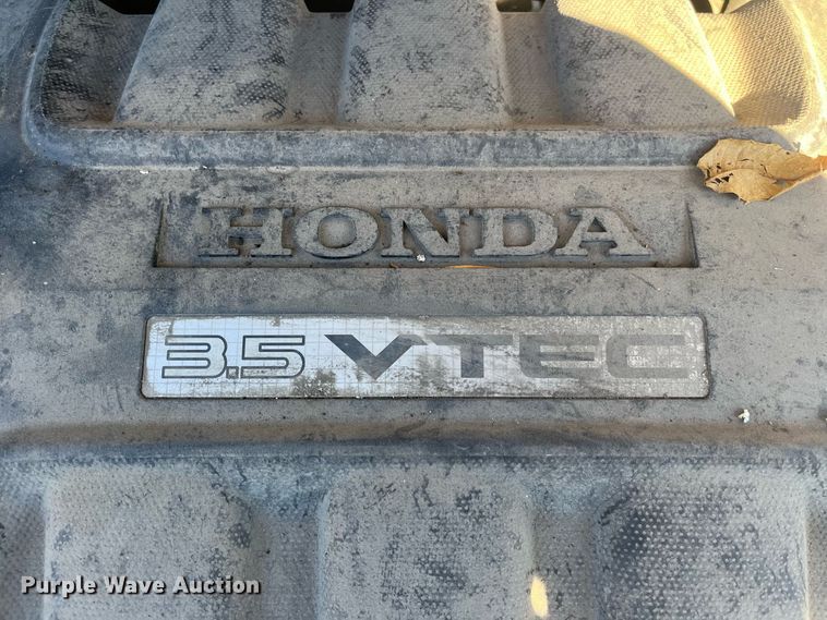image for item DR7277 2006 Honda Odyssey  van