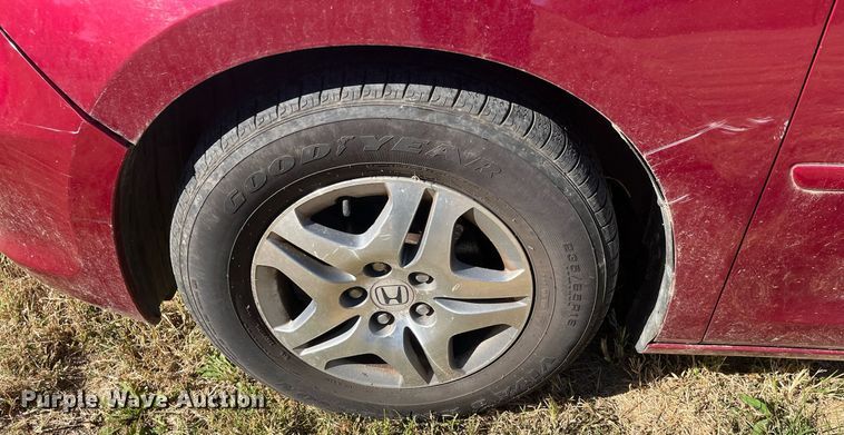 image for item DR7277 2006 Honda Odyssey  van