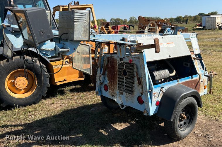 image for item HX9918 2005 Genie TML  light plant