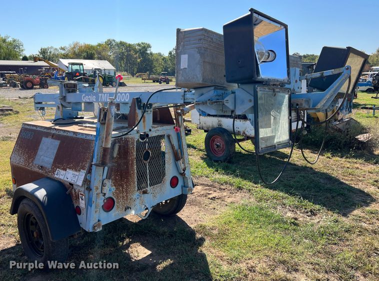 image for item HX9918 2005 Genie TML  light plant