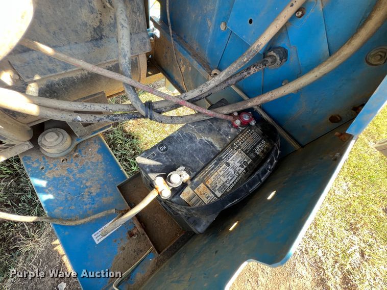 image for item HX9918 2005 Genie TML  light plant