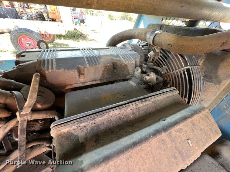 image for item HX9918 2005 Genie TML  light plant