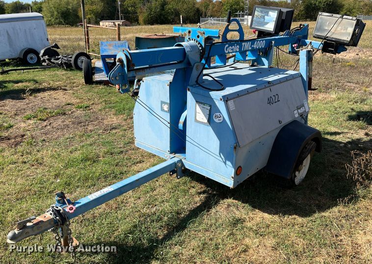 image for item HX9919 2007 Genie TML-4000  light plant