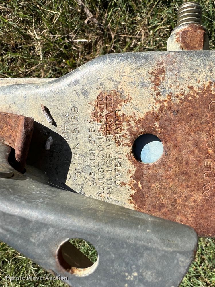 image for item HX9919 2007 Genie TML-4000  light plant