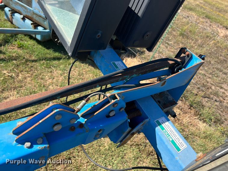 image for item HX9919 2007 Genie TML-4000  light plant