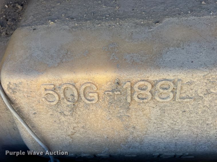 image for item HX9919 2007 Genie TML-4000  light plant