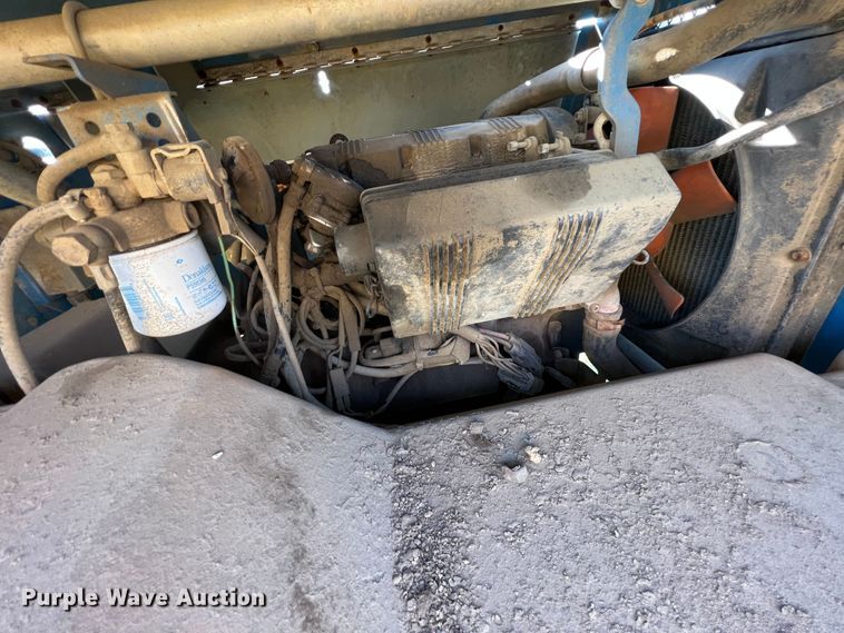 image for item HX9919 2007 Genie TML-4000  light plant