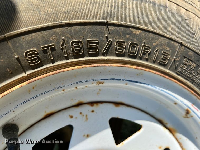 image for item HX9919 2007 Genie TML-4000  light plant