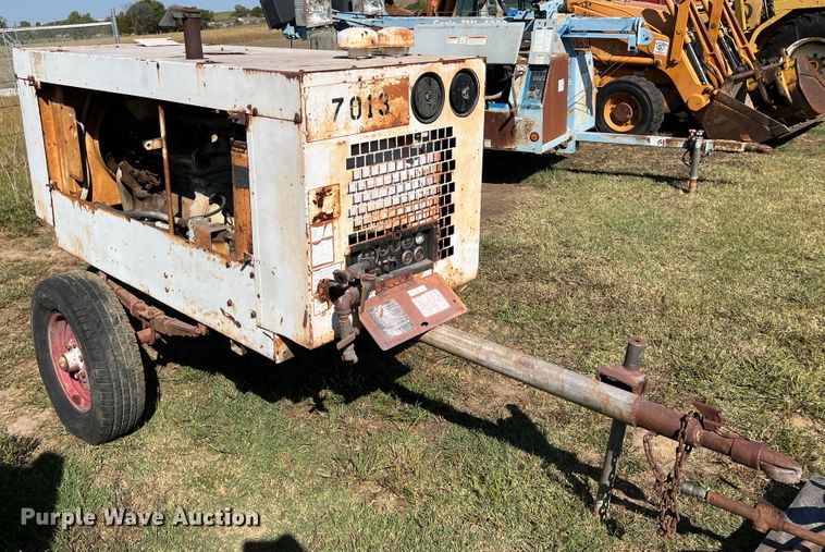 image for item HX9921 1986 Sullivan Machinery  air compressor