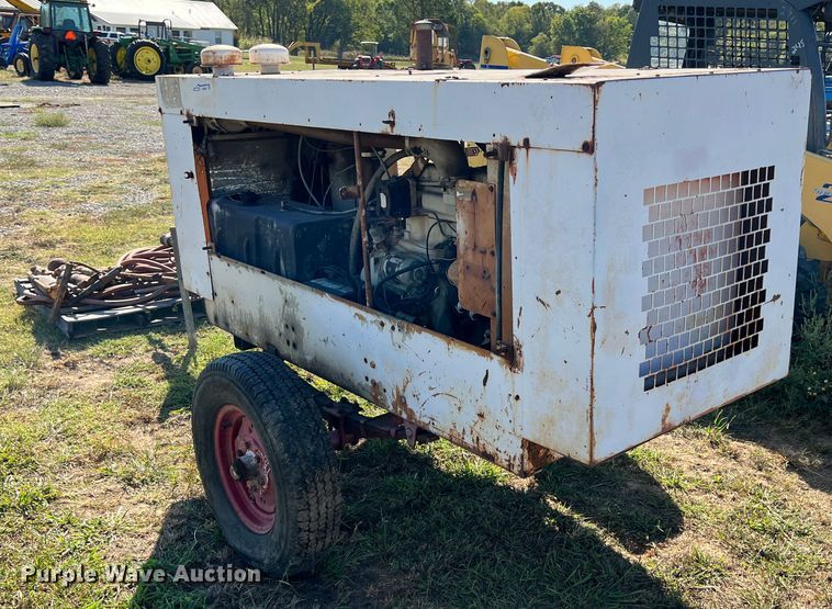 image for item HX9921 1986 Sullivan Machinery  air compressor