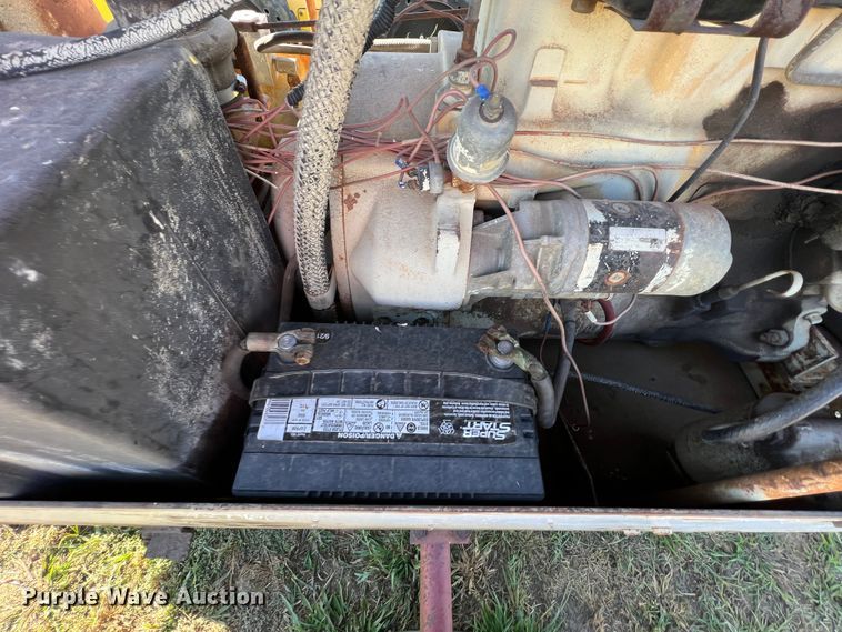 image for item HX9921 1986 Sullivan Machinery  air compressor