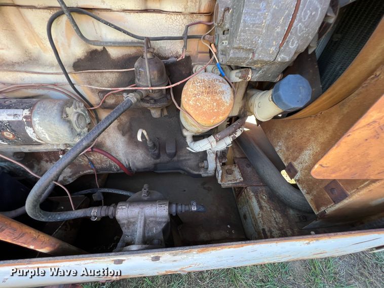 image for item HX9921 1986 Sullivan Machinery  air compressor