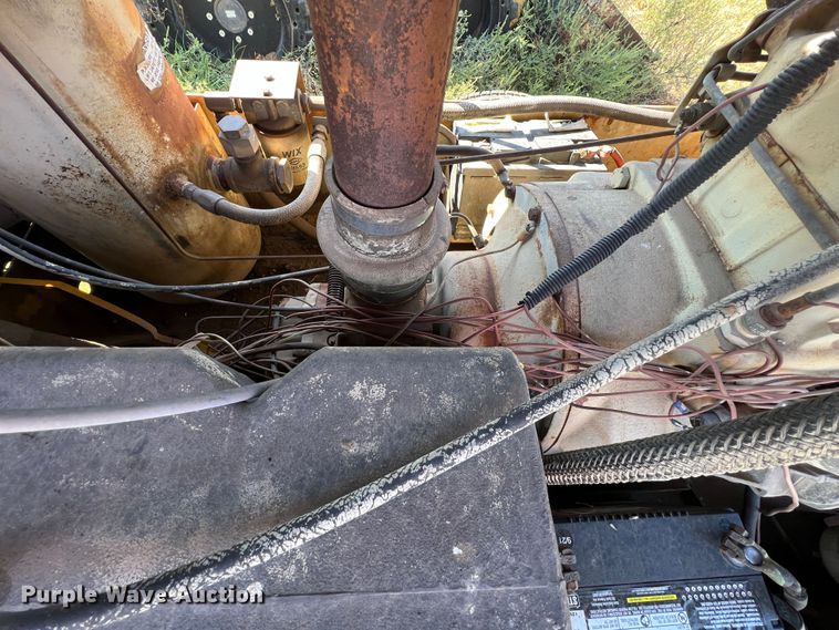 image for item HX9921 1986 Sullivan Machinery  air compressor