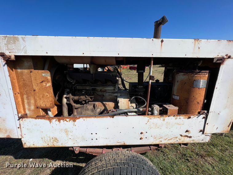 image for item HX9921 1986 Sullivan Machinery  air compressor