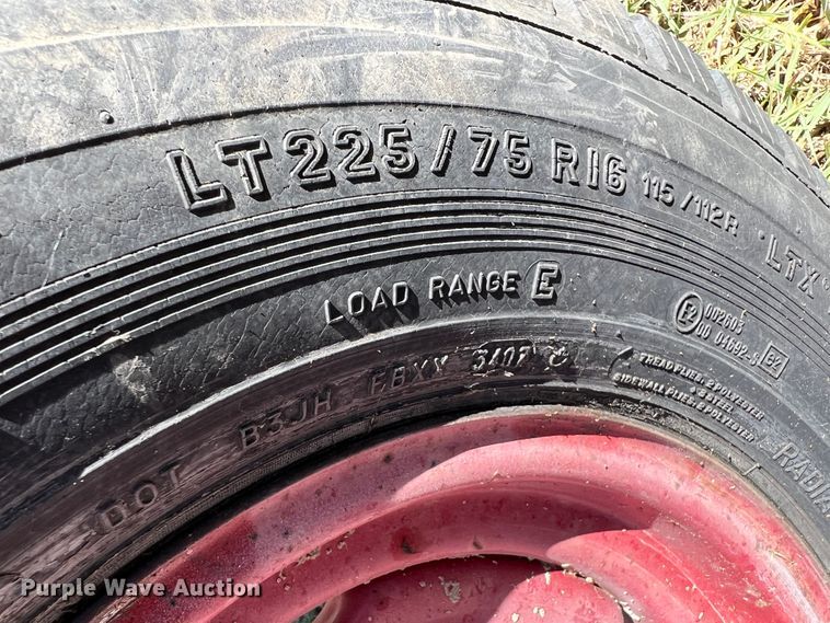 image for item HX9921 1986 Sullivan Machinery  air compressor