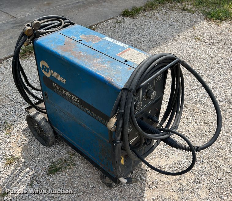 image for item IA9189 Miller Millermatic 250  welder