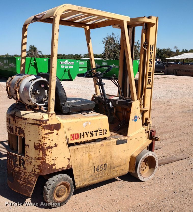 image for item IS9470 Hyster S30XL  forklift