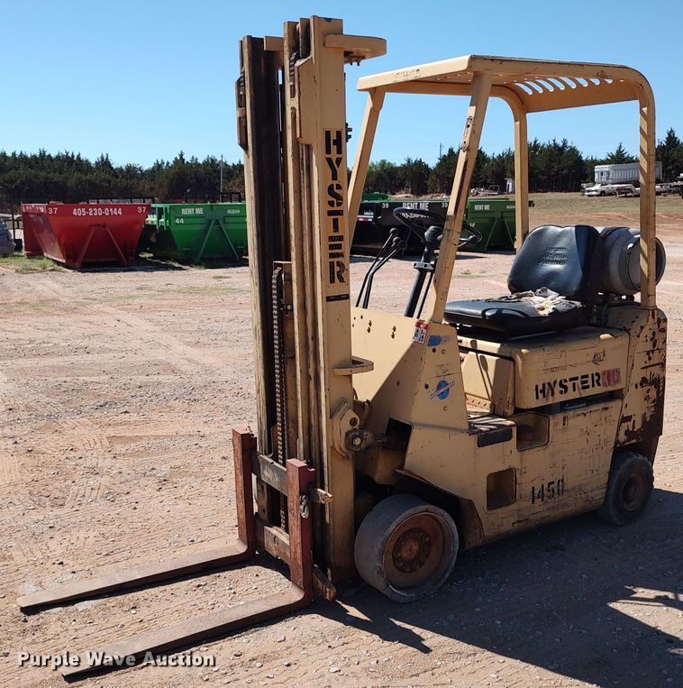 image for item IS9470 Hyster S30XL  forklift