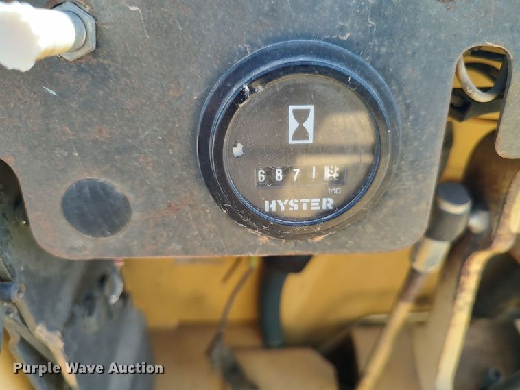 image for item IS9470 Hyster S30XL  forklift