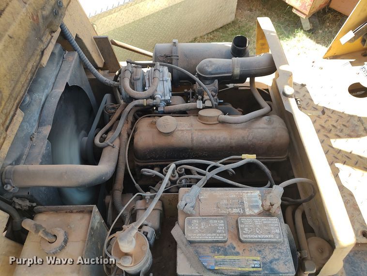 image for item IS9470 Hyster S30XL  forklift