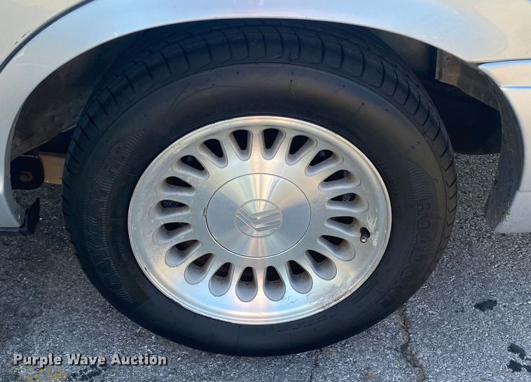 image for item JA9034 2002 Mercury Grand Marquis