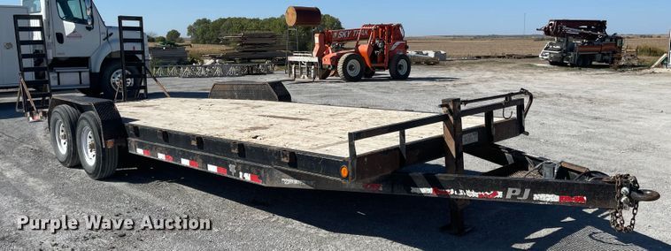 image for item JD9252 2012 PJ CC242  equipment trailer