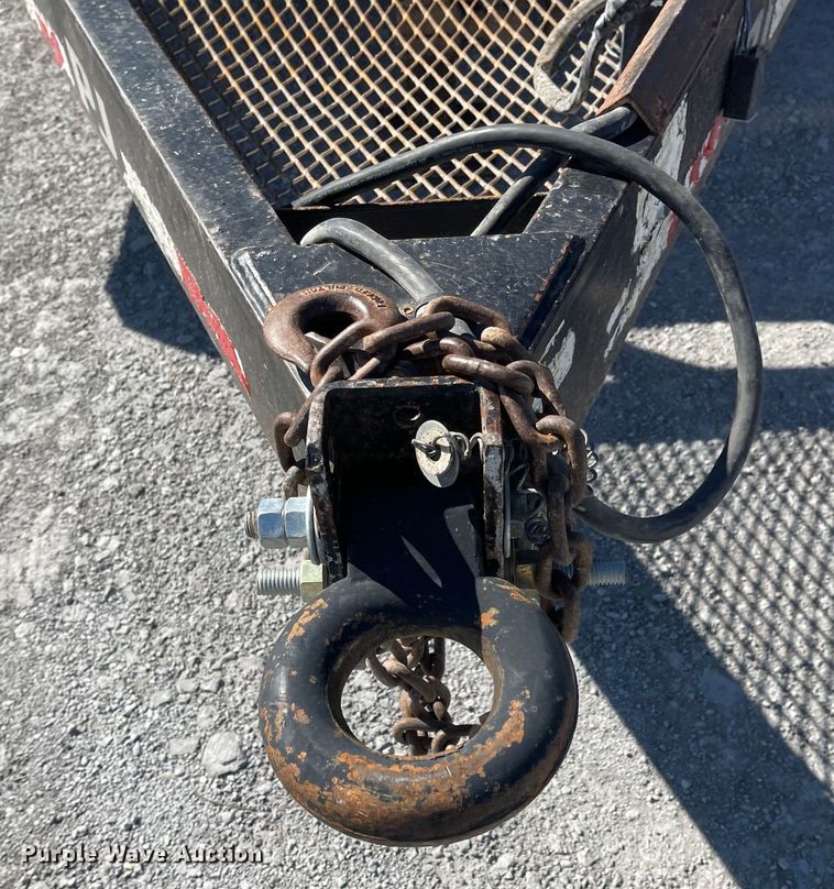 image for item JD9252 2012 PJ CC242  equipment trailer