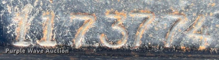 image for item JD9252 2012 PJ CC242  equipment trailer