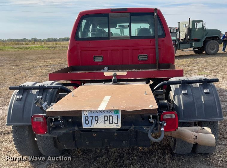 image for item JD9329 2008 Ford F550 Super Duty XL  Crew Cab truck cab and chassis