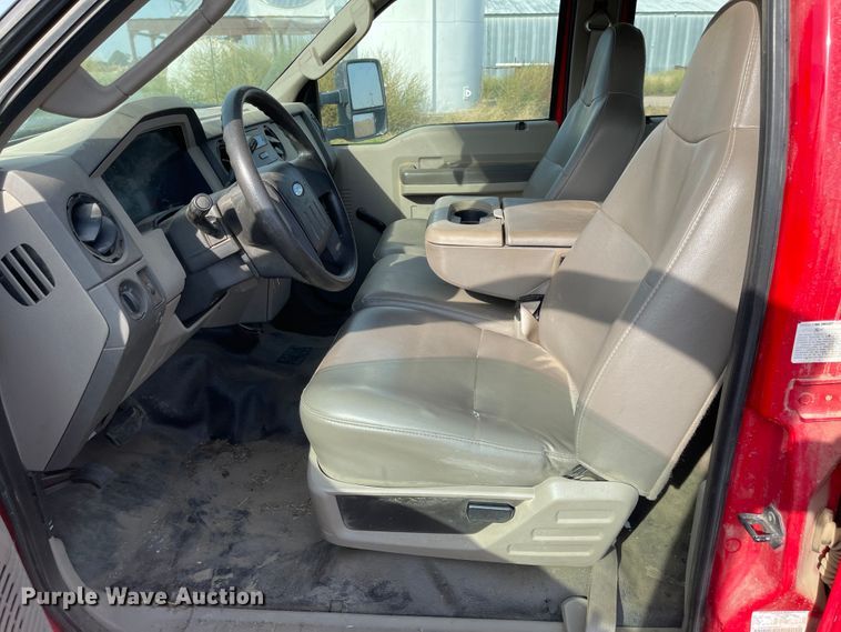 image for item JD9329 2008 Ford F550 Super Duty XL  Crew Cab truck cab and chassis