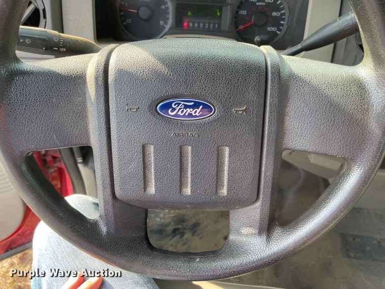 image for item JD9329 2008 Ford F550 Super Duty XL  Crew Cab truck cab and chassis