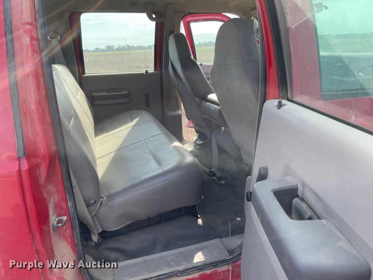 image for item JD9329 2008 Ford F550 Super Duty XL  Crew Cab truck cab and chassis